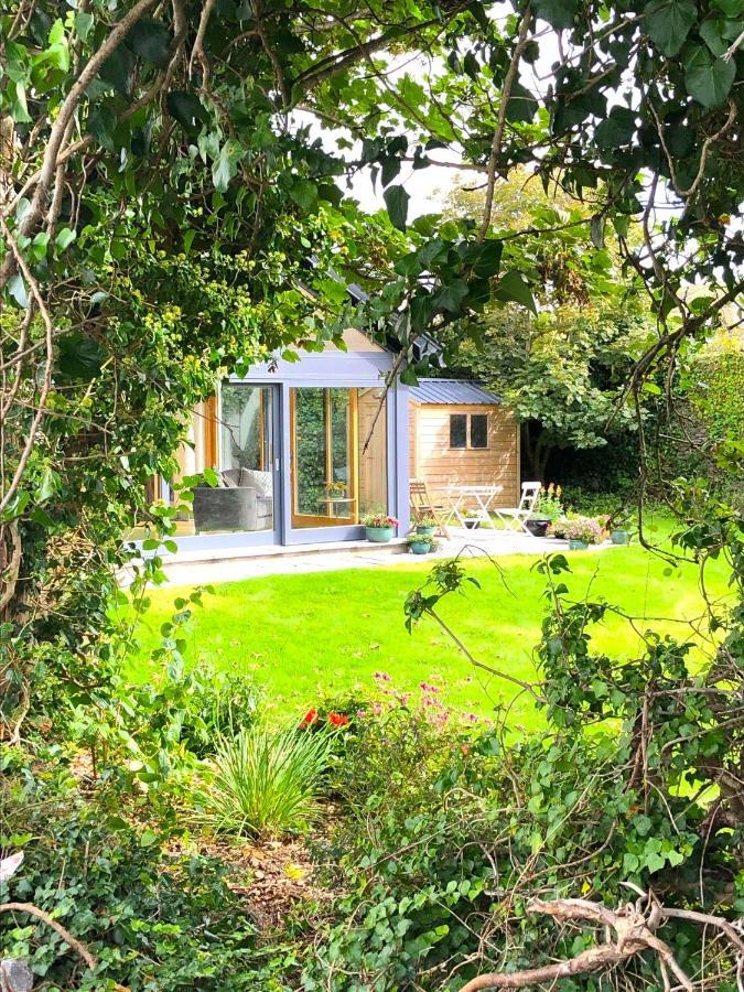 Bed & Breakfast Garden Townhouse 5*